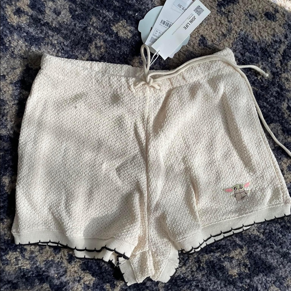 Zara baby yoda grogu shorts